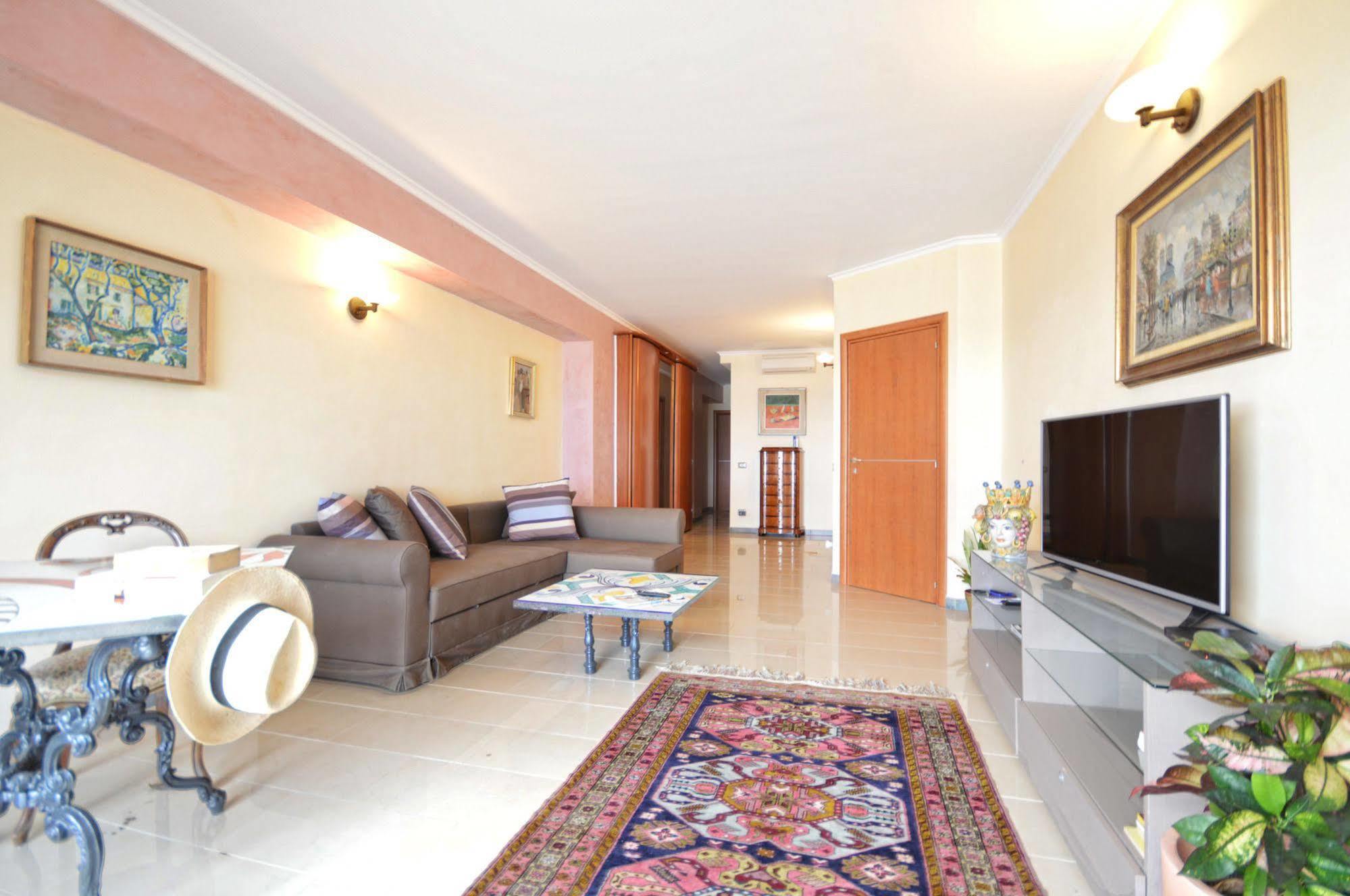 Mar Dei Poeti - Luxury Suites Torre Archirafi Exterior photo