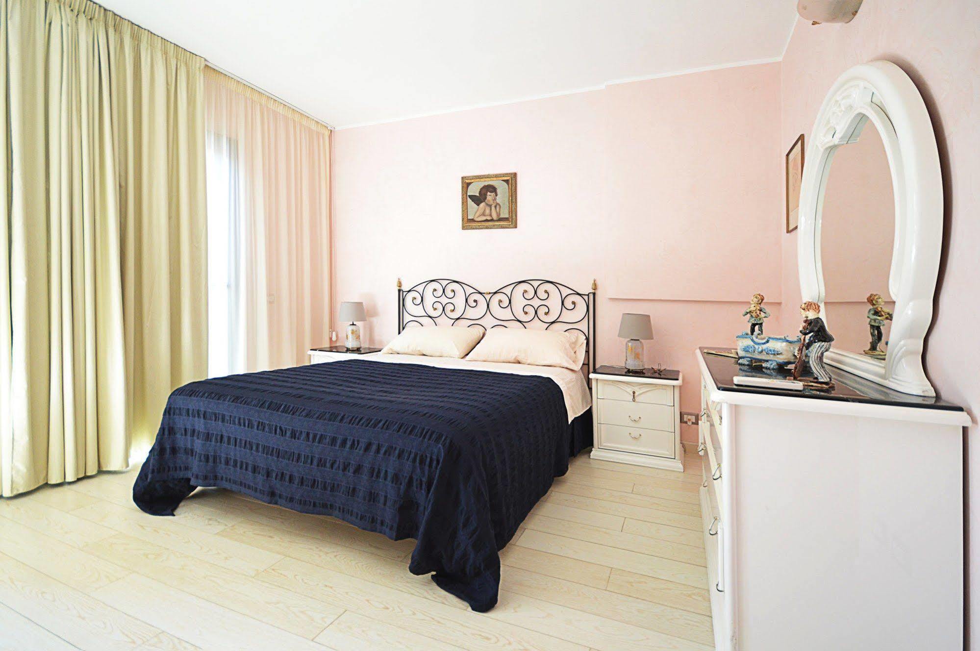 Mar Dei Poeti - Luxury Suites Torre Archirafi Exterior photo